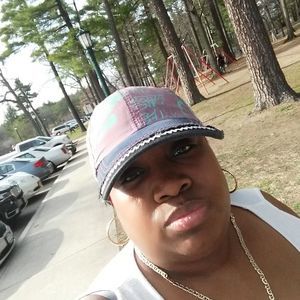 Meet your Posher, Connie