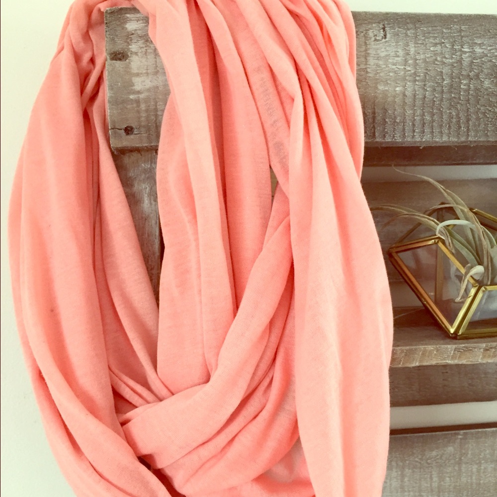 Infinity scarf
