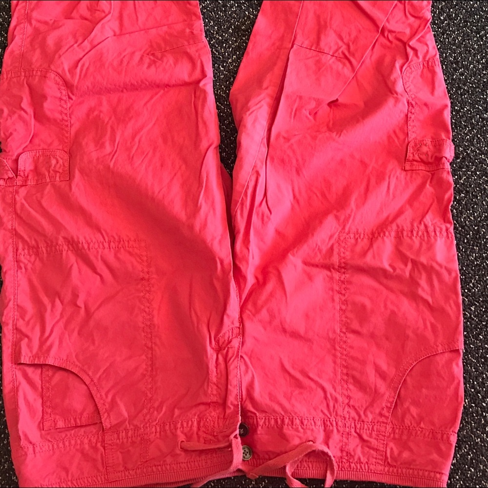 2 pairs Green and coral