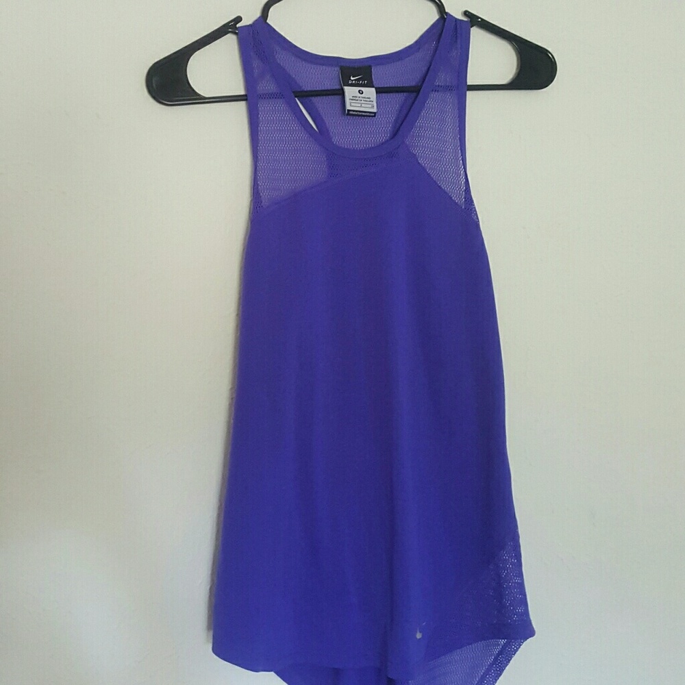Nike tank