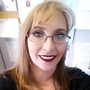 Meet your Posher, Tonya