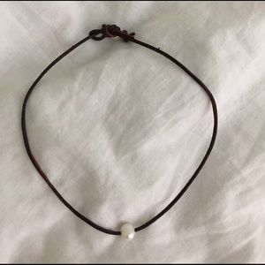 Brown pearl choker