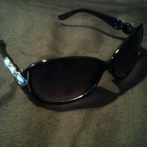 Turquoise n black shades