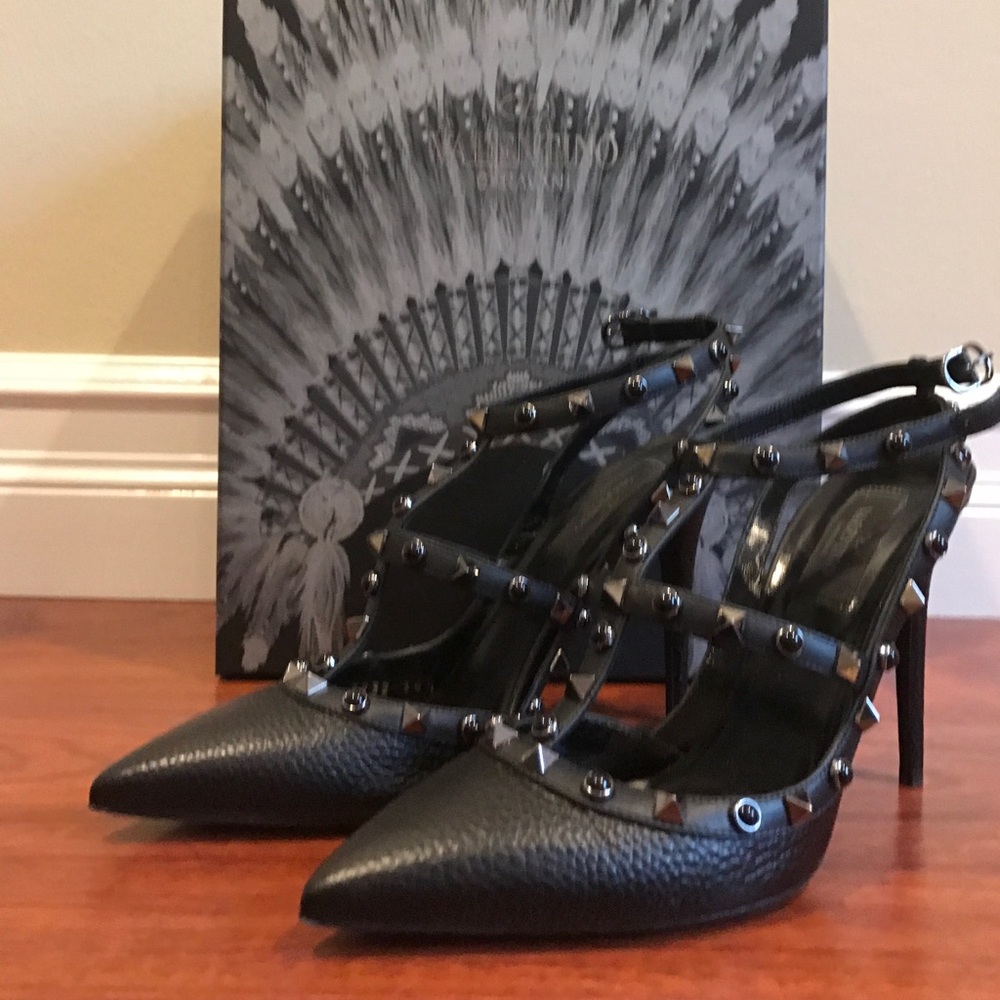 Valentino Rolling Rockstud
