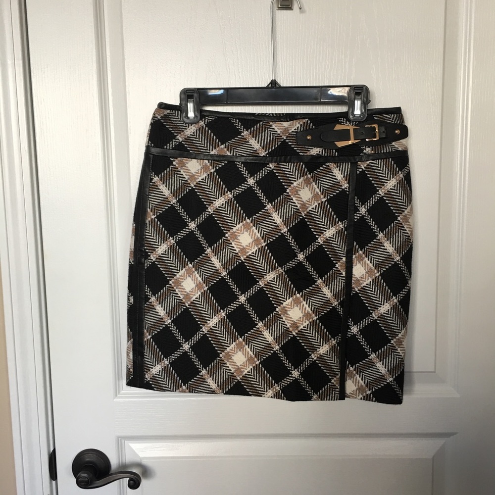 White House Black Market Wrap skirt