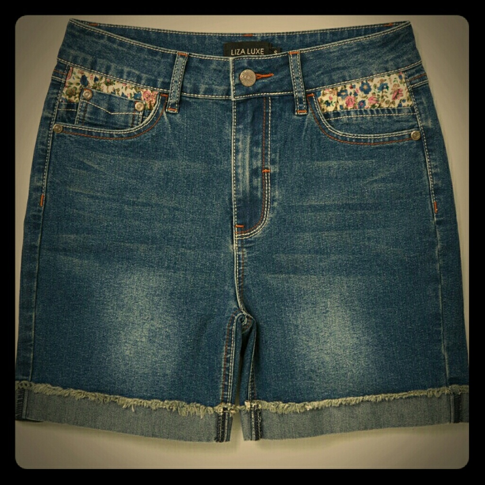 Modcloth's Flower Patch Kid Shorts