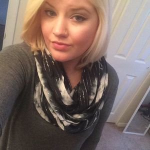 Meet your Posher, Michaela