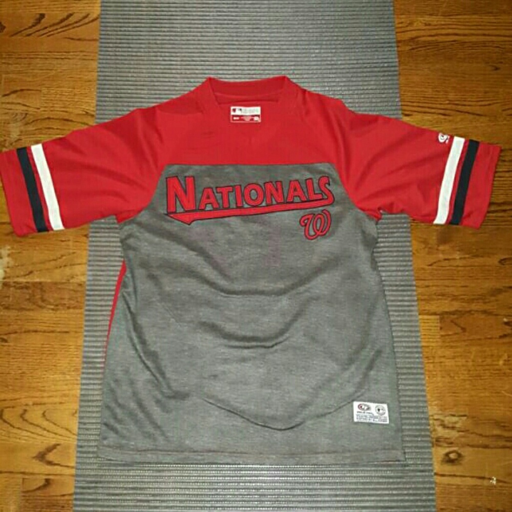 Washington DC Nationals Baseball Jersey size Med.