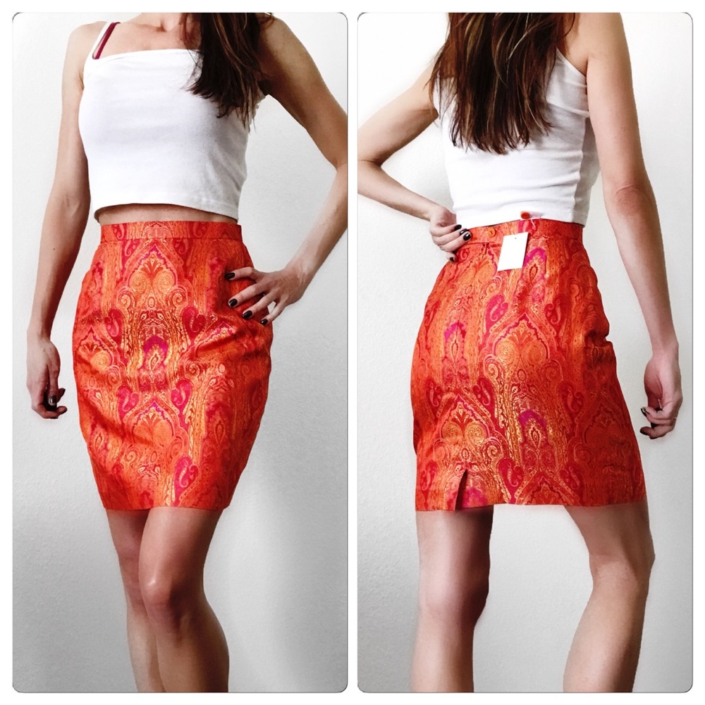 ESCADA BRAND NEW Silk skirt