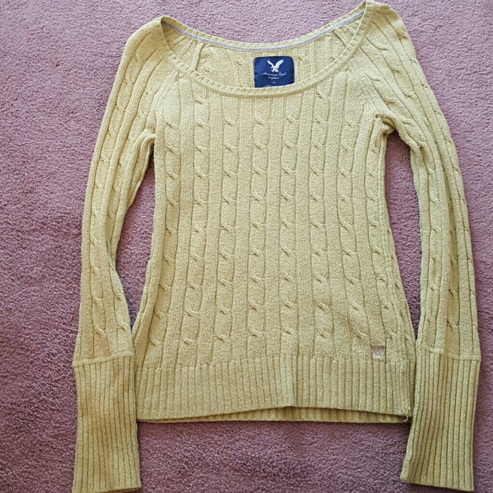 American Eagle sweater