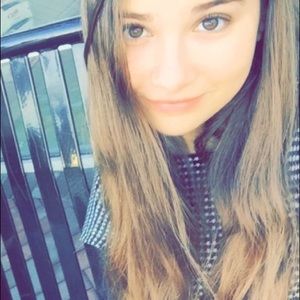 Meet your Posher, Dana