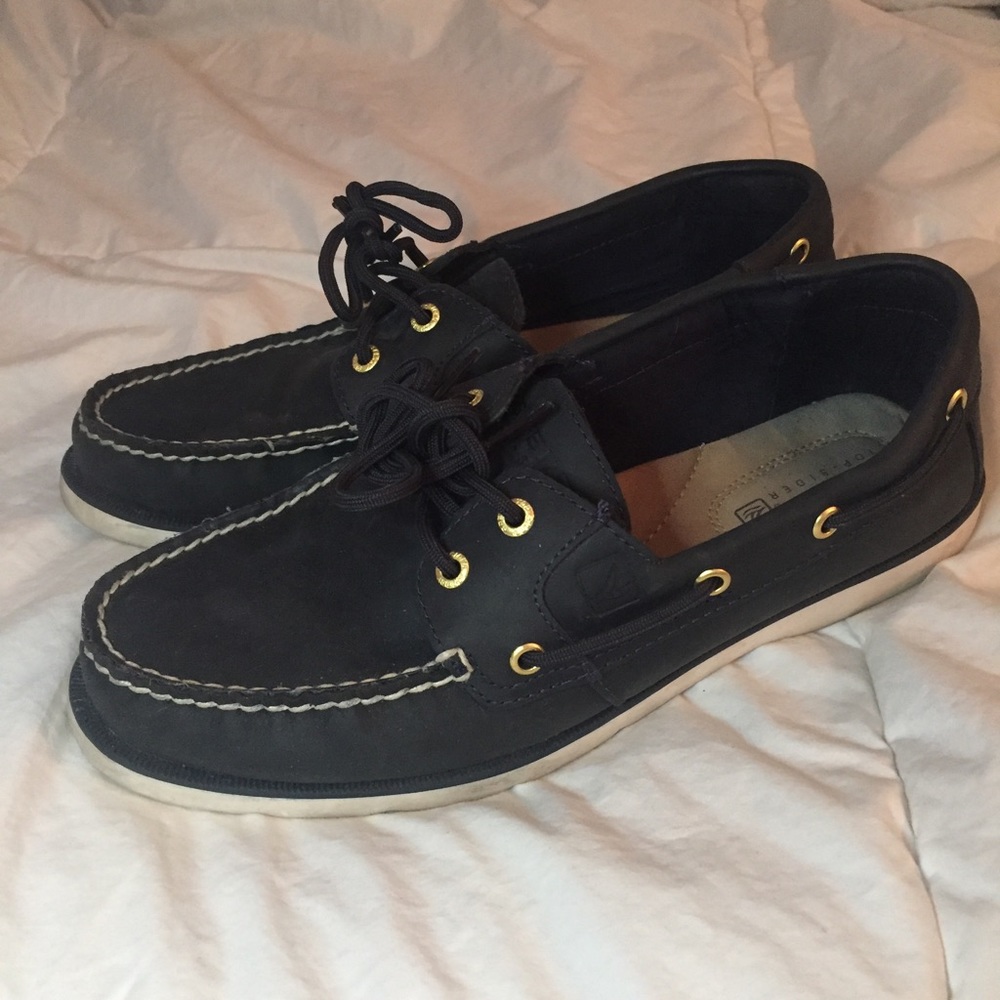 Navy Sperry boat shoes