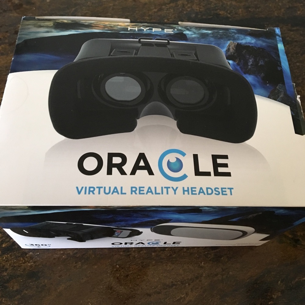 Virtual reality goggles