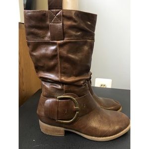 American Eagle Brown Boots