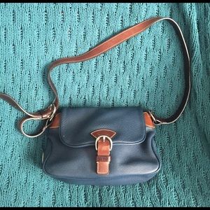 Navy blue dooney and Bourne shoulder bag
