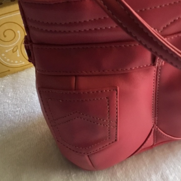 Girly Girl Chic Pink Mini Purse 👛 - Picture 7 of 8