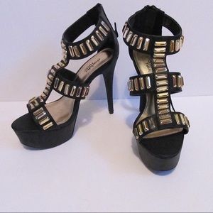 NWOT Charlotte Russe Heels