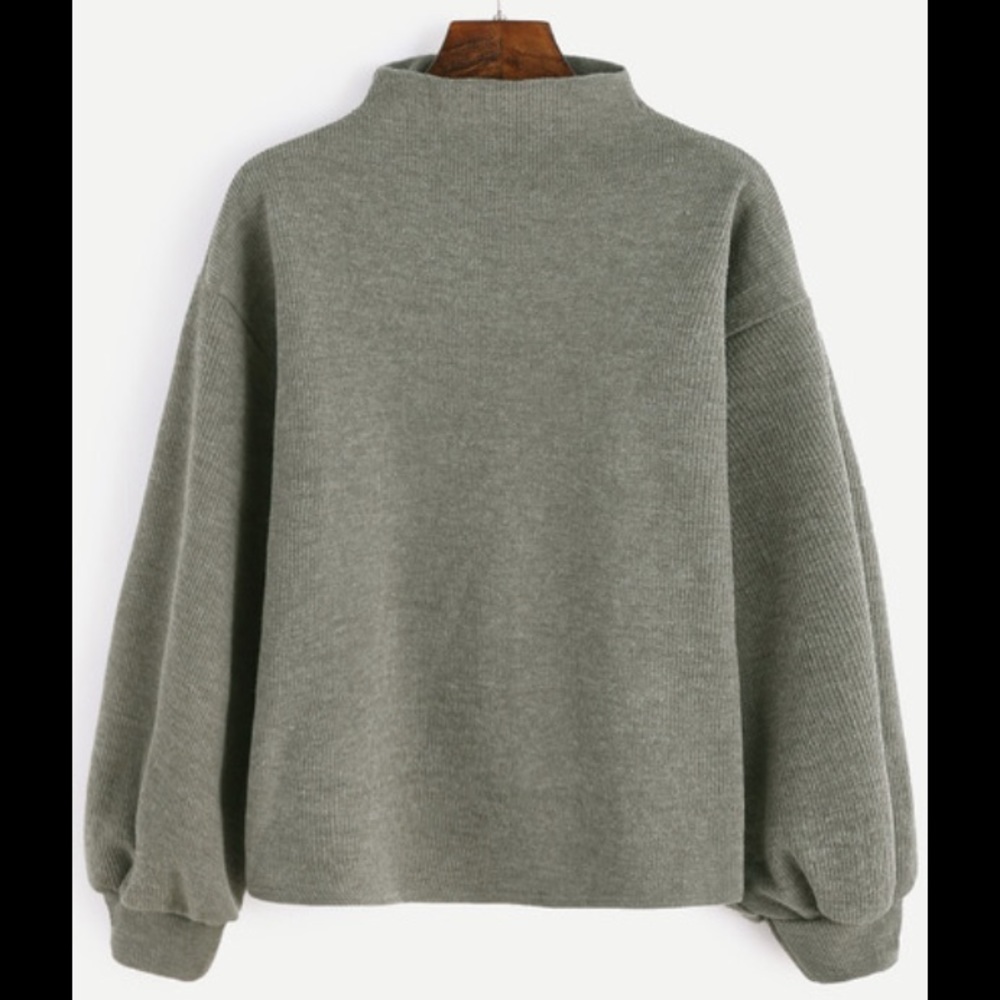 Green Turtleneck sweater