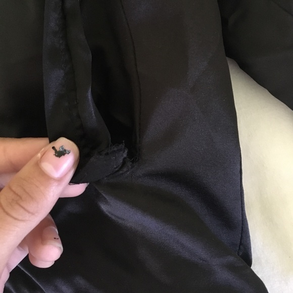 BRANDY MELVILLE BOMBER💕 - Picture 4 of 4