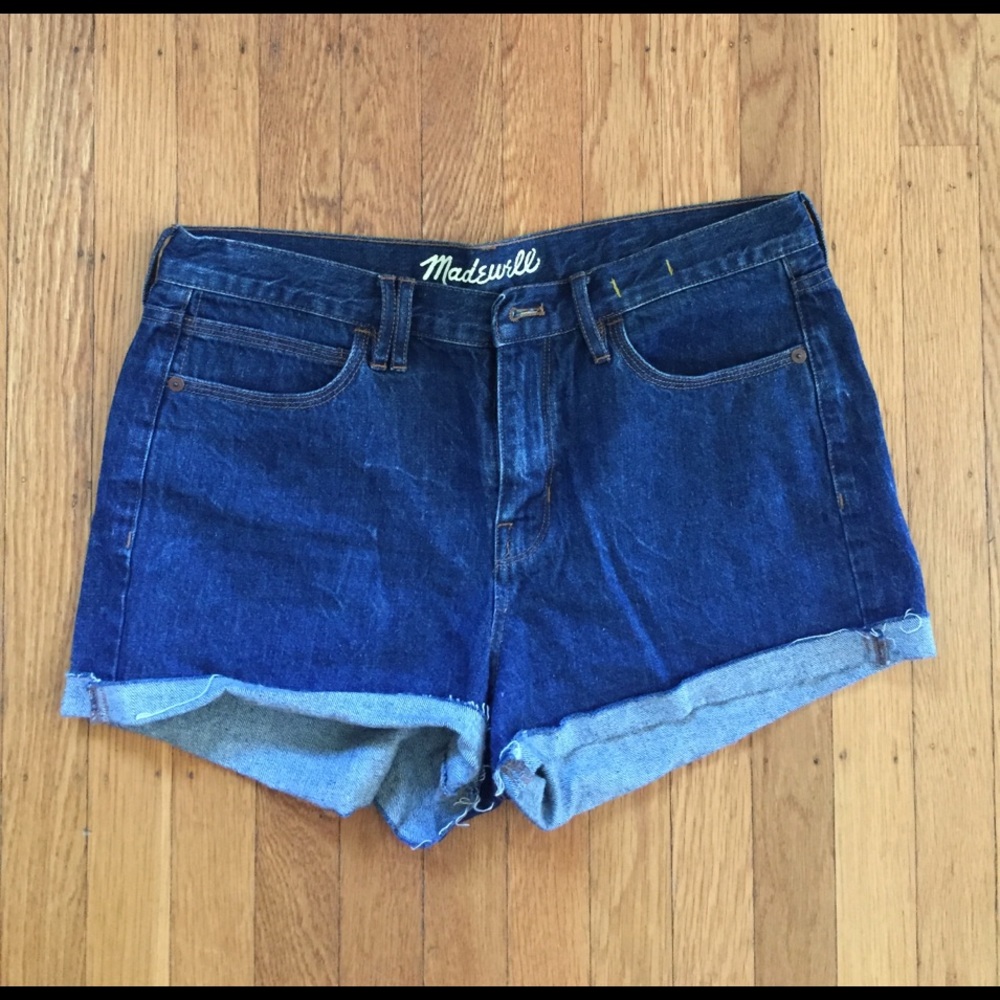 Madewell 8" rise cuffed raw hem shorts