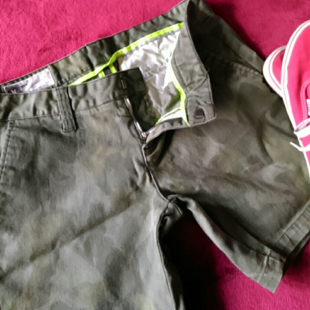 Lowrider Hurley Camo Shorts!