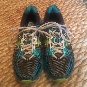 Brooks Ravenna 4