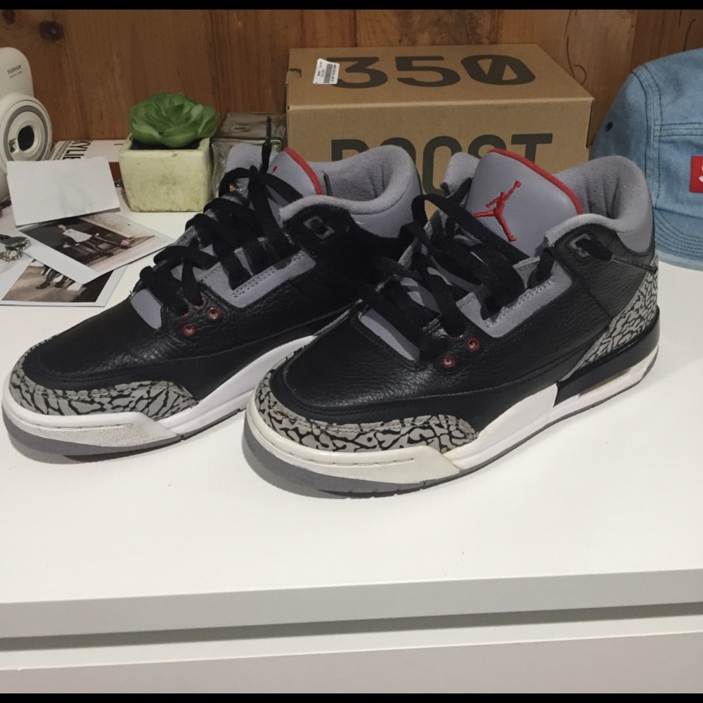 *sold through ig* air jordan black cement 3s
