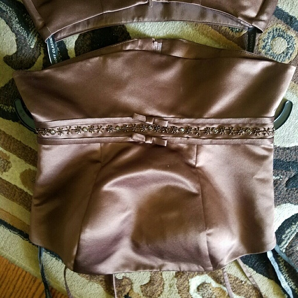 Brown two piece dress - Picture 2 of 4