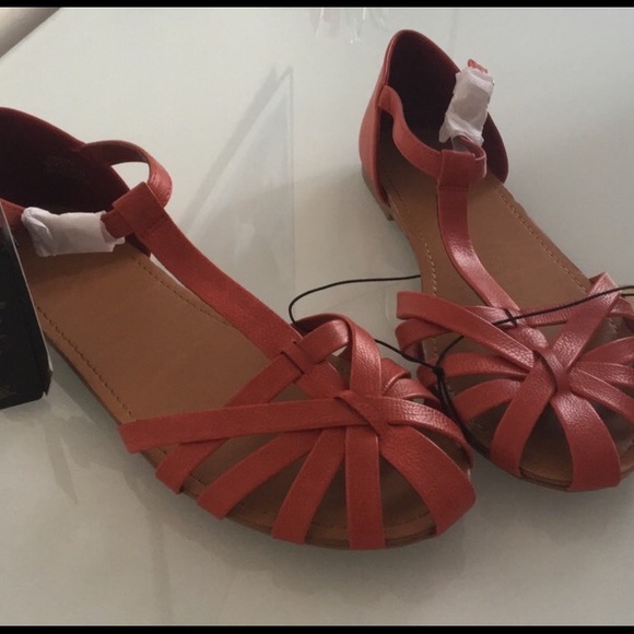 Red Strappy Sandals (Size 8.5) - Picture 4 of 4