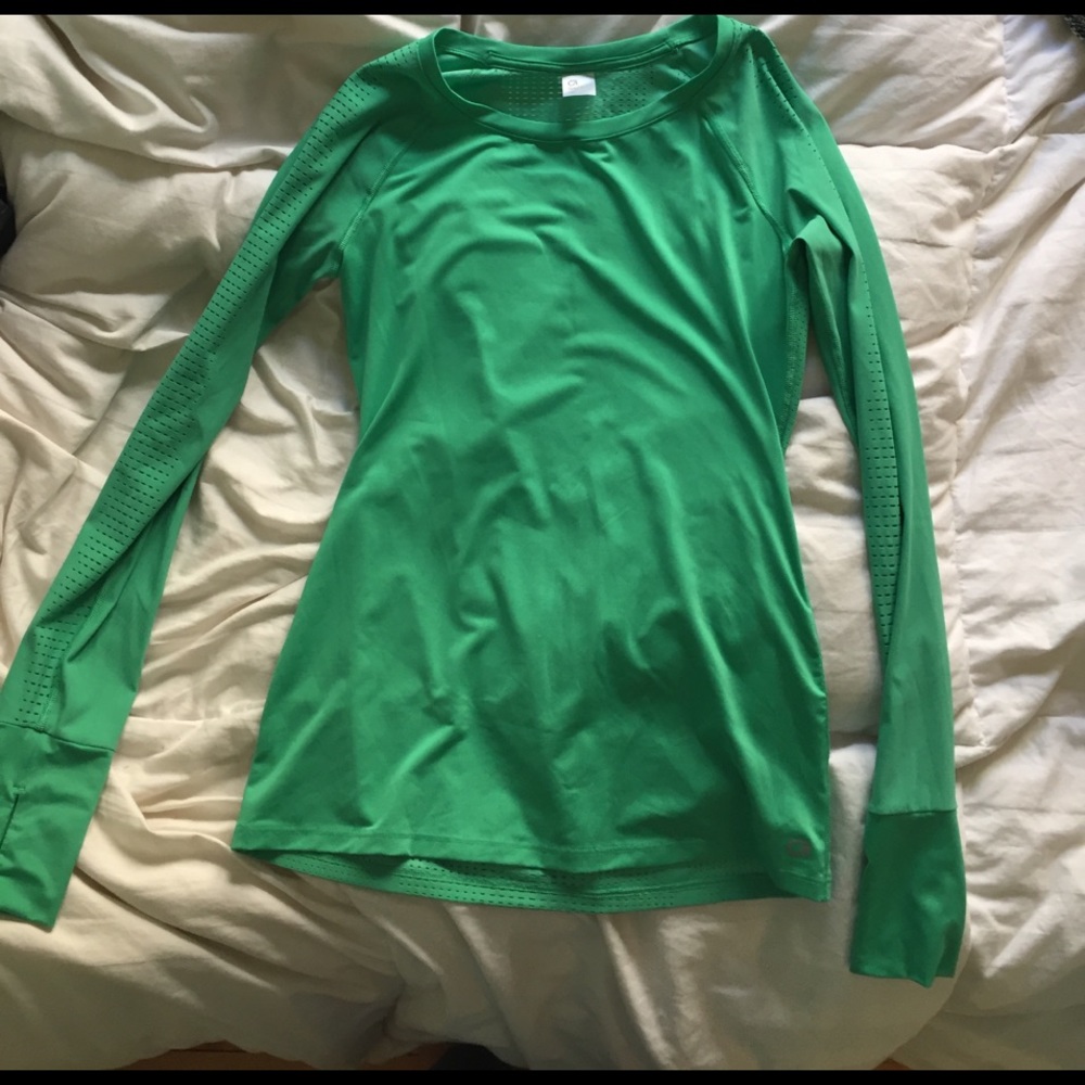 SUPER SALE! Gapfit Longsleeve Workout shirt