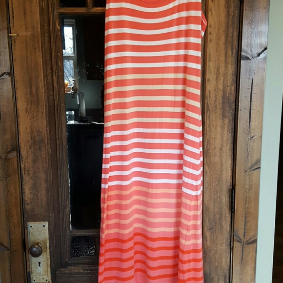 Maxi dress XL - Picture 2 of 3