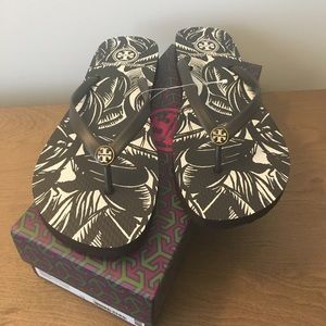 Tory Burch Thin Flip Flops