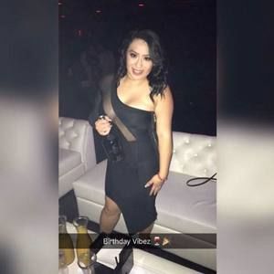 Meet your Posher, Mia