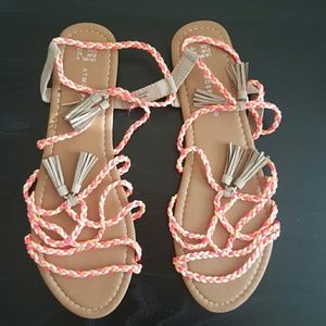 Multicolored sandals with fringe detail