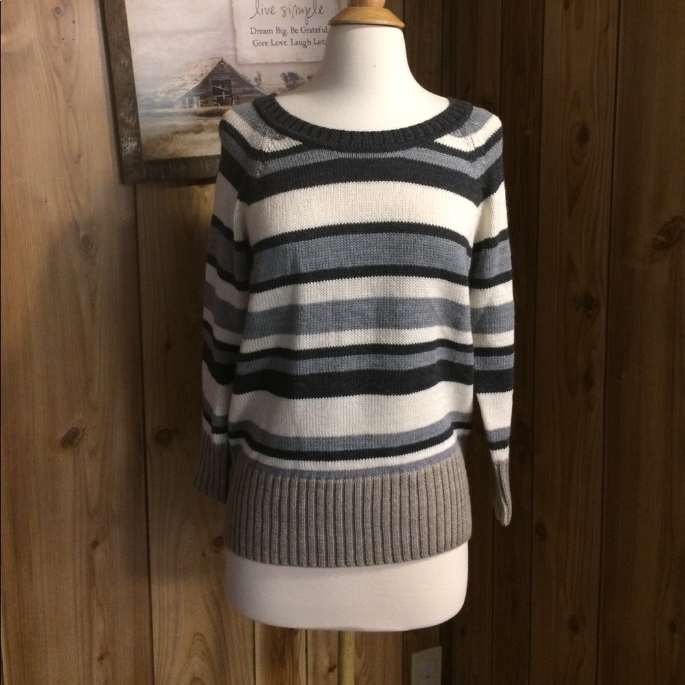 The limited sweater