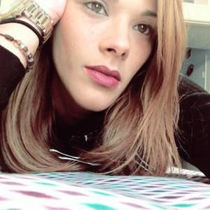 Meet your Posher, Iris