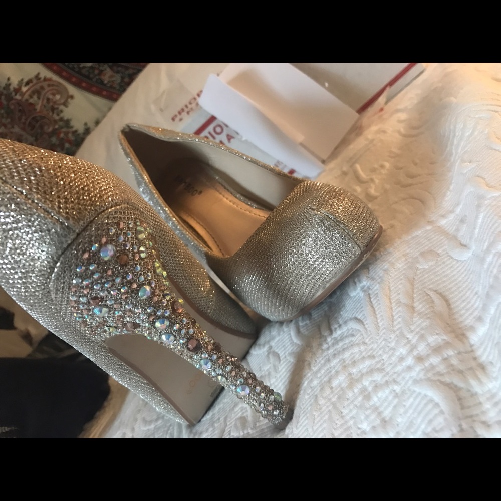 Gold Heels!