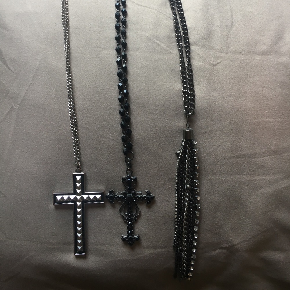 3 pack of necklaces