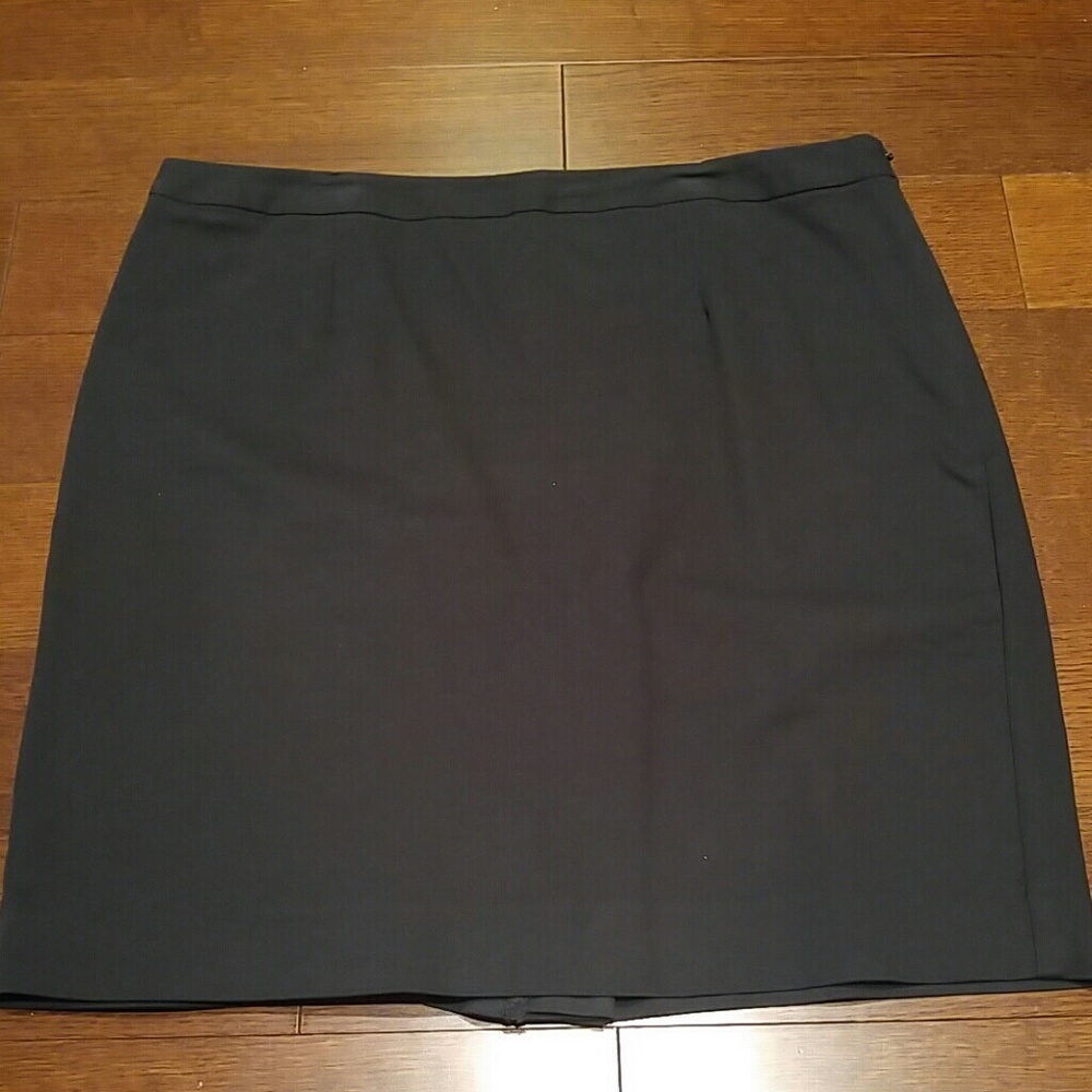 Black Pencil Skirt (Old Navy)