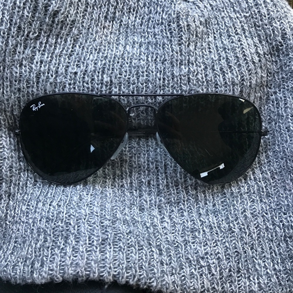 Ray ban, black