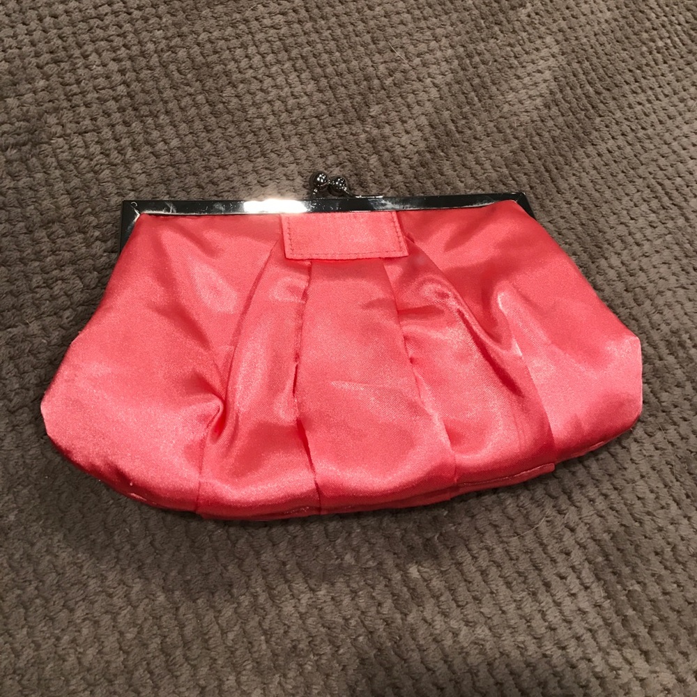 Small clutch