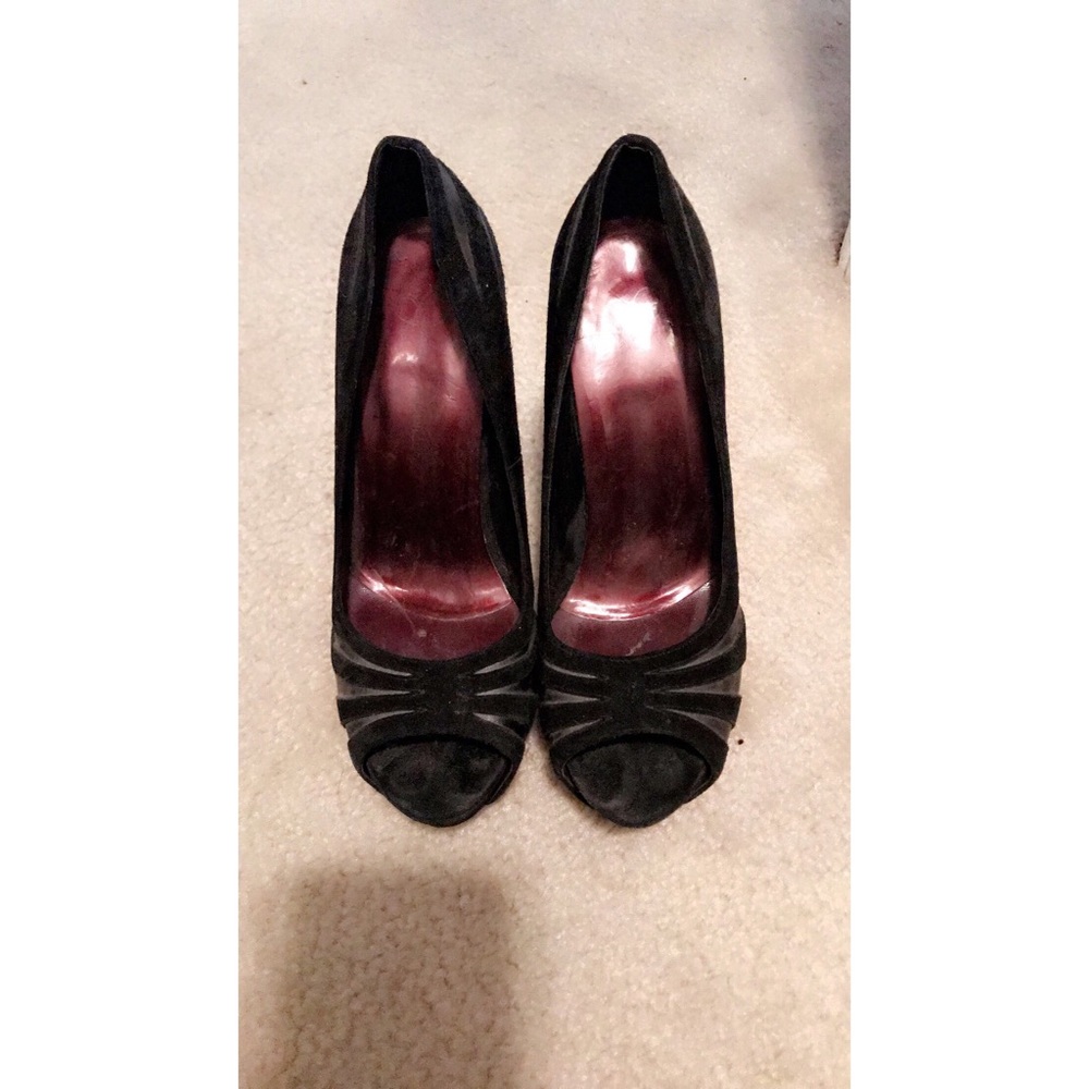 Black suede open toe pump