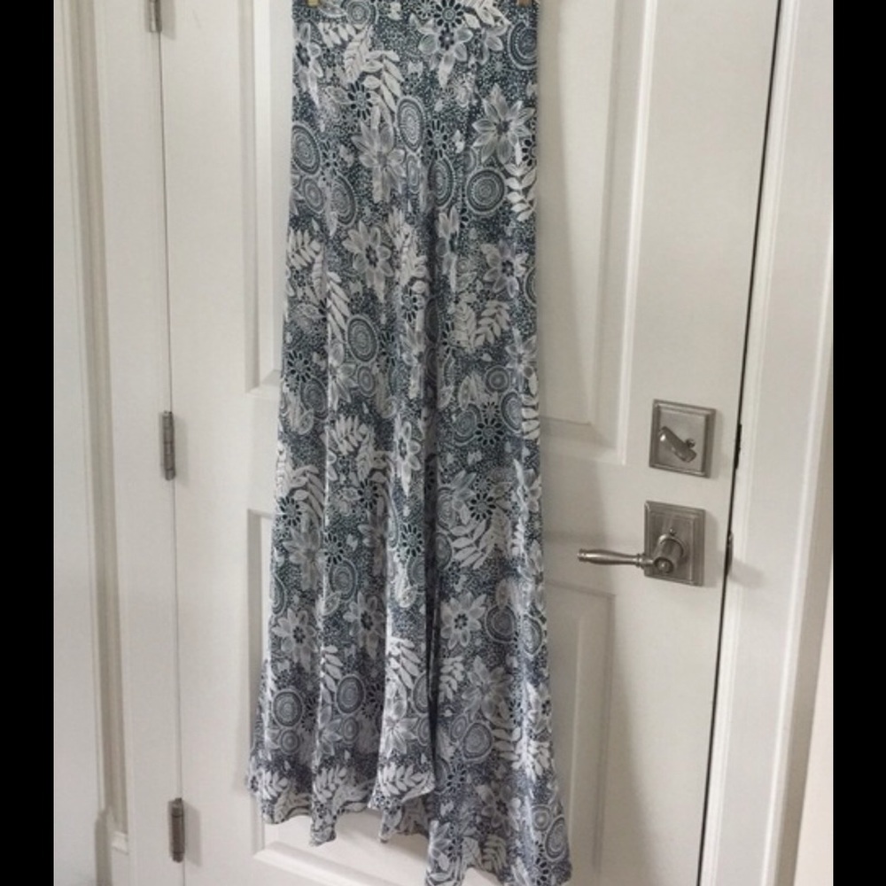 xXsoldXx Fynn skye that's a wrap long skirt - Picture 2 of 4