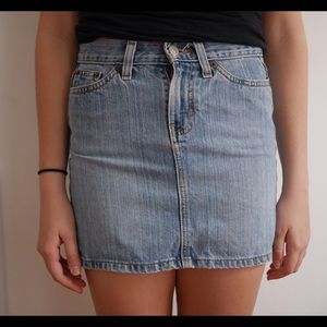 Gap light wash denim mini skirt