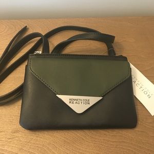 Kenneth Cole purse
