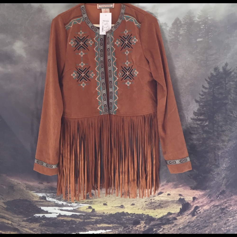🌻NWT Flying Tomato tan fringe jacket
