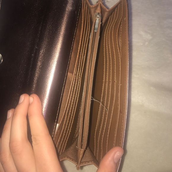 Medium/small bronze bag from Limite - Picture 3 of 3