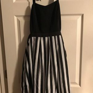 Black and white side cut out dress