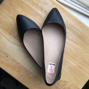 Pointy-toed perfection!