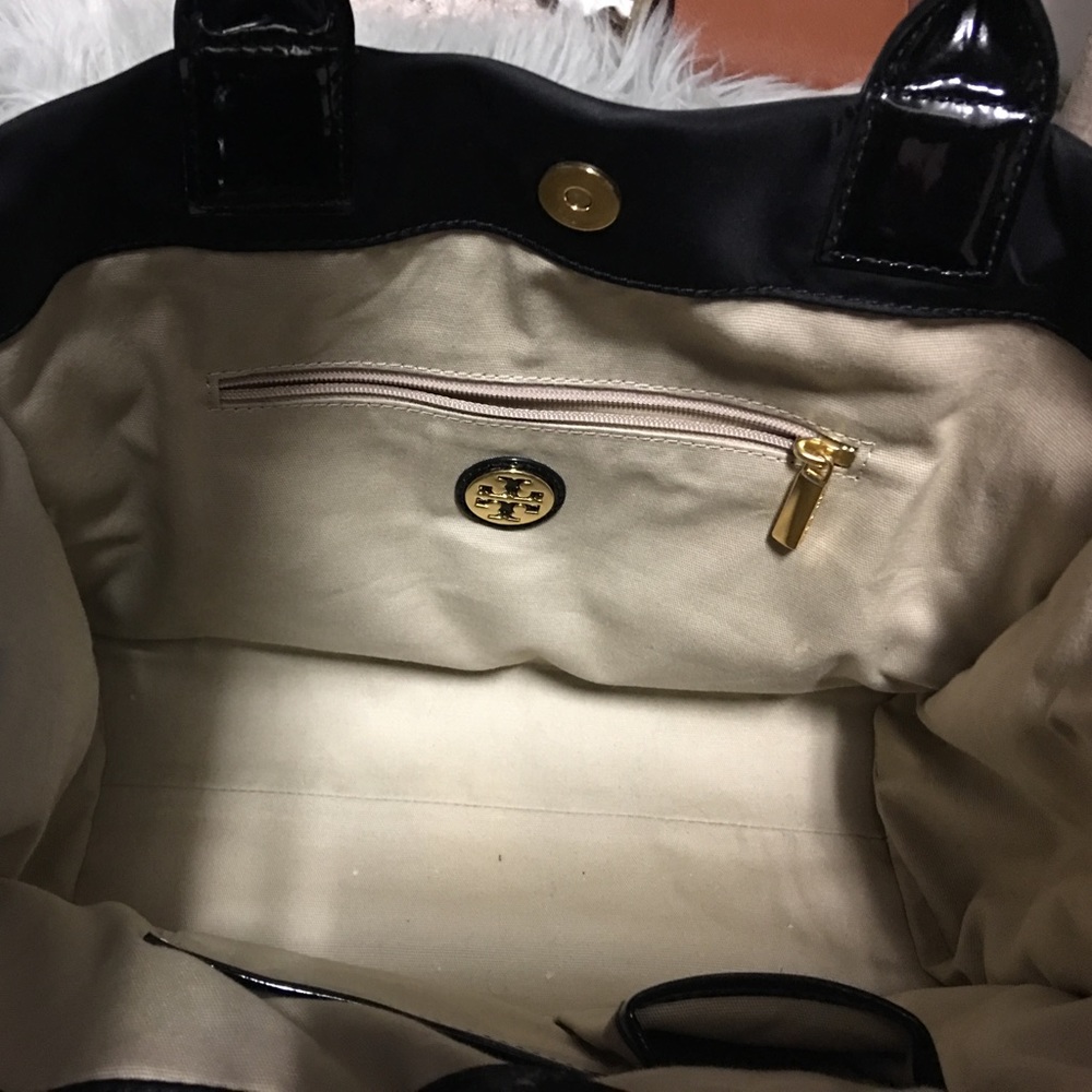 Tory Burch Small Handbag - Picture 2 of 3